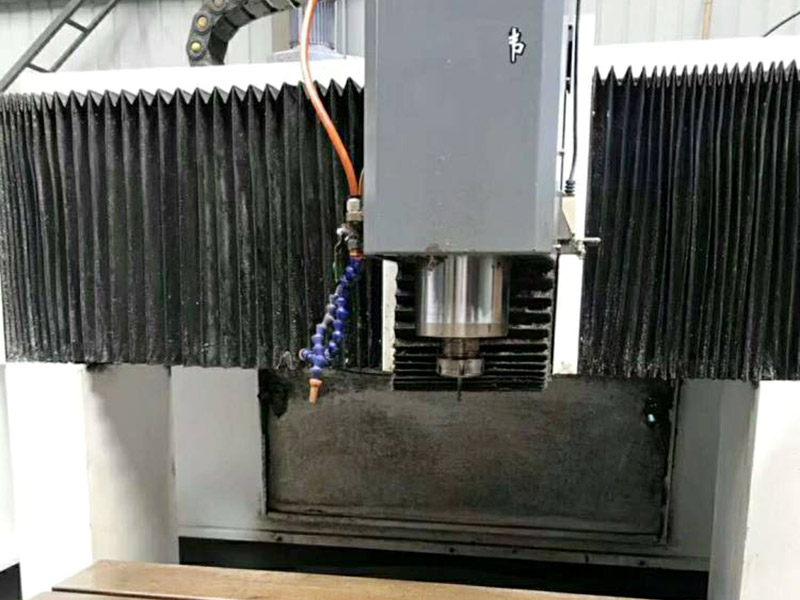 能換刀柄的雕銑機好嗎？