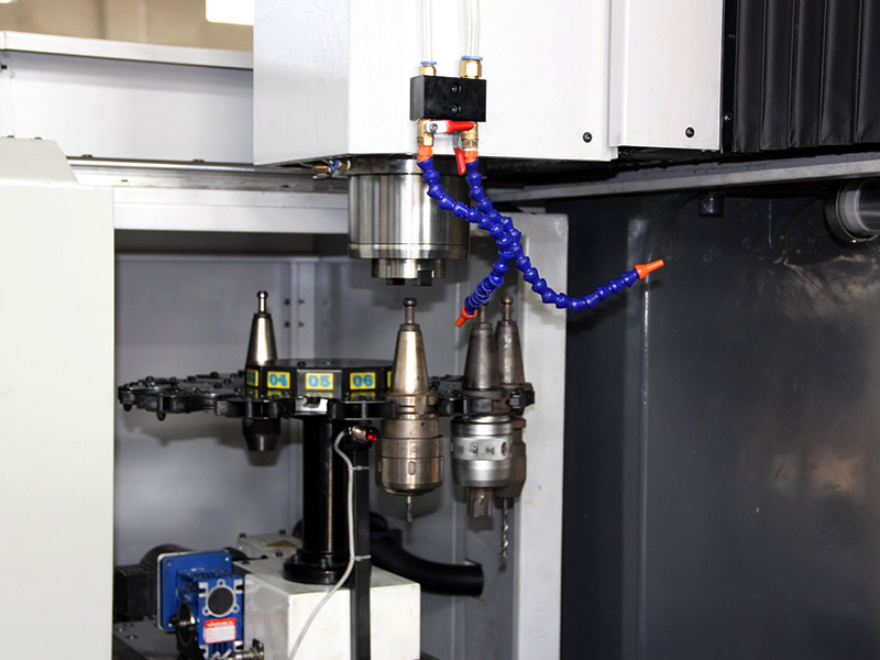 雕銑機(jī)要不要刀庫？相關(guān)要求！