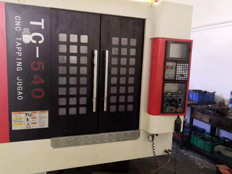 cnc鉆攻機最大能攻多大牙？