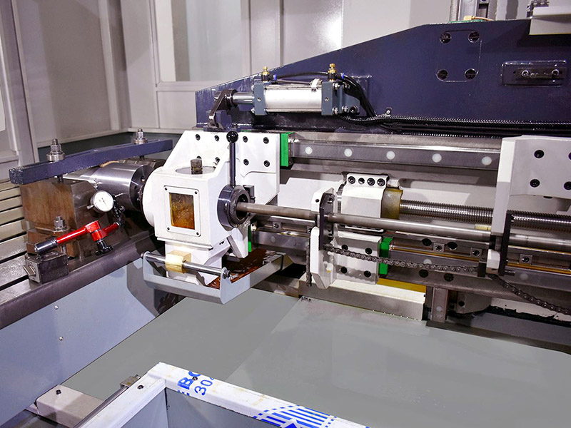 深孔鉆機(jī)床使用的油多久換一次？