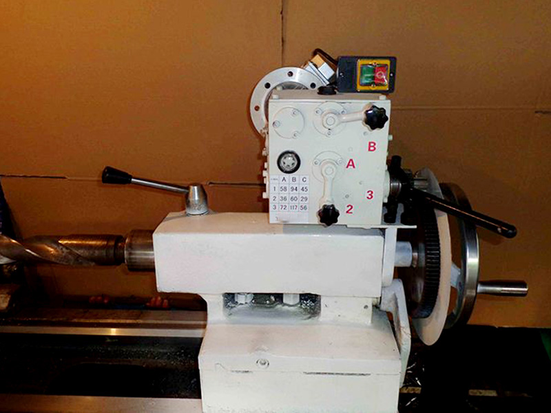 在車床上鉆深孔有啥好辦法？