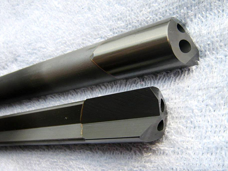 有沒有8.9的深孔鉆刀具？